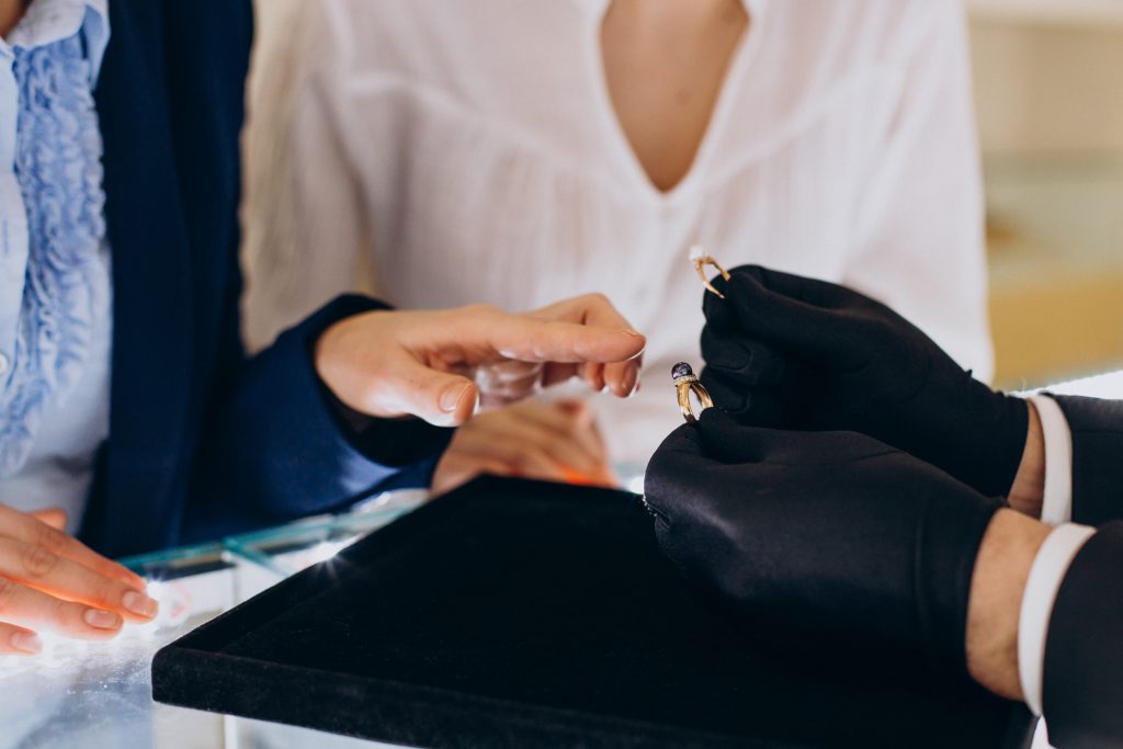 sell your diamond ring