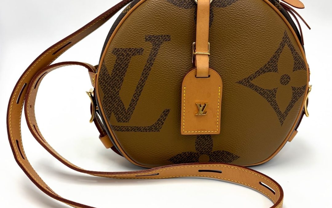 Louis Vuitton Monogram Giant Bôite Chapeau MM: A Timeless Icon