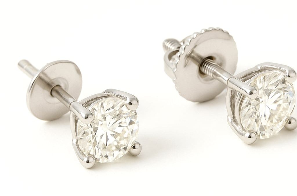 14K White Gold Diamond Stud Earrings: Classic Elegance