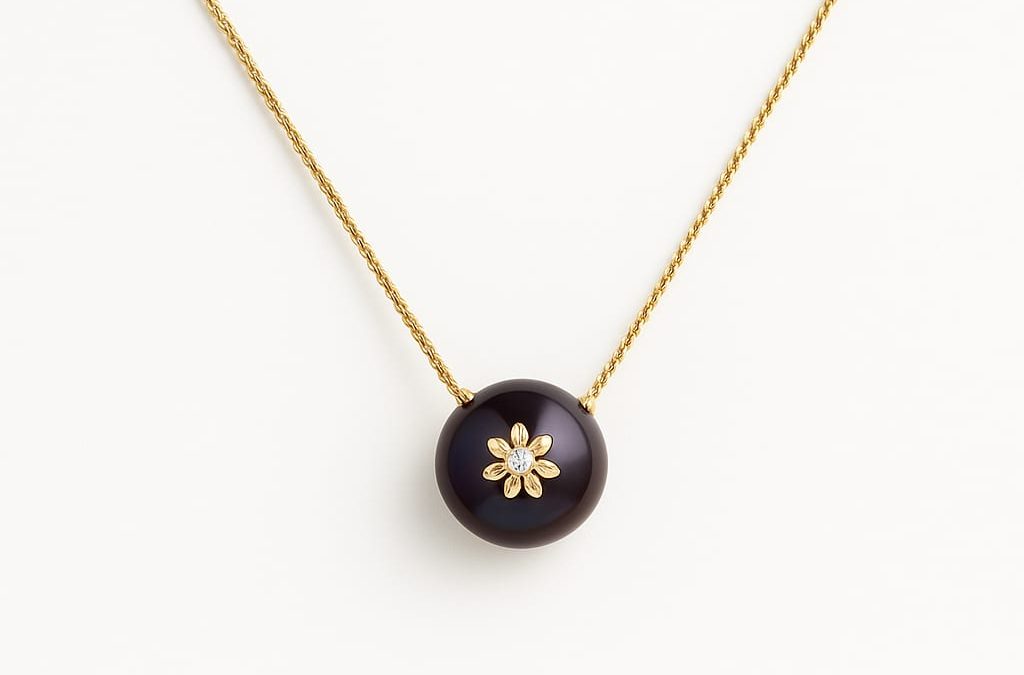 Discover Timeless Elegance with Our 14K Gold Peacock Pearl Necklace