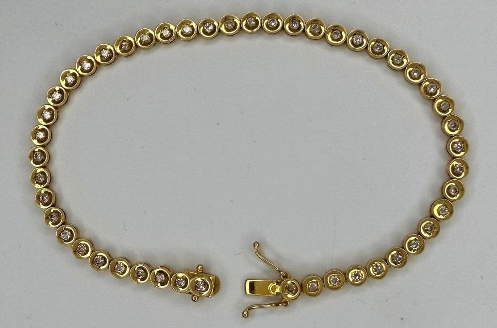 18K Gold Diamond Tennis Bracelet: Elegance in Every Detail