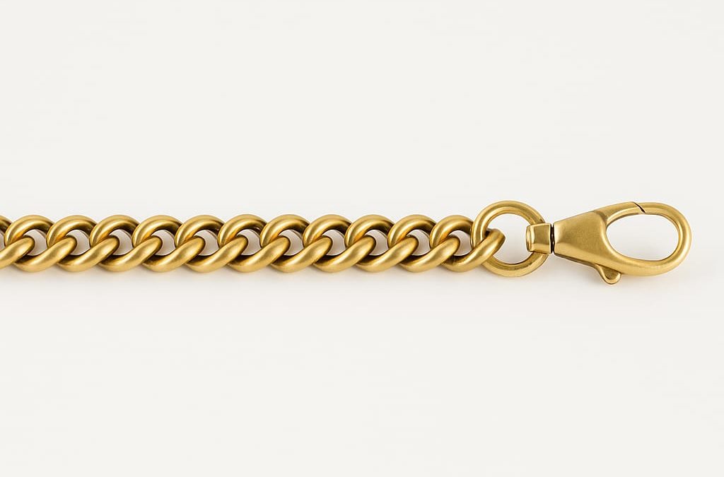Discover the Gucci GG Marmont Quilted Leather Bag