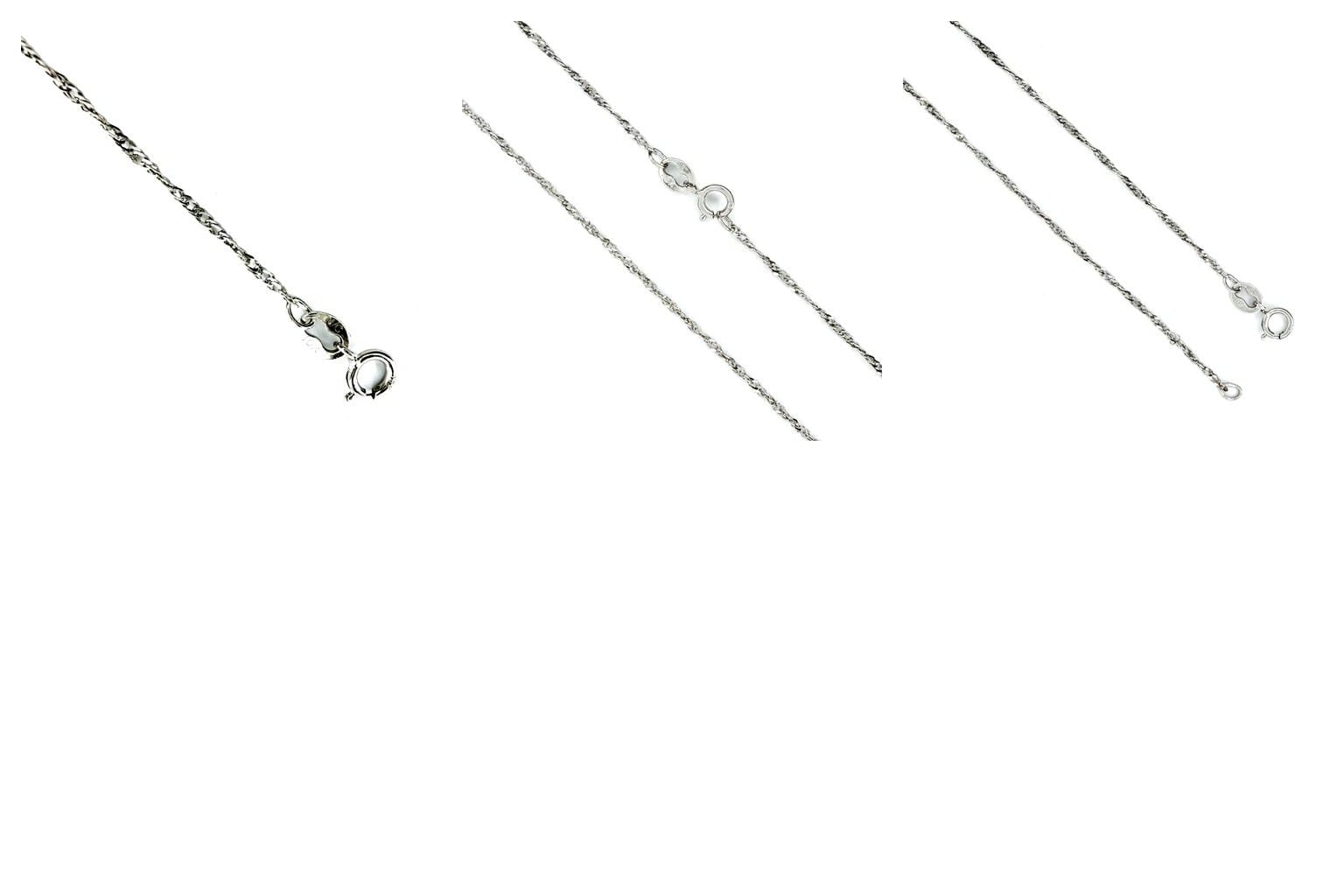 Close-up of Singapore chain style