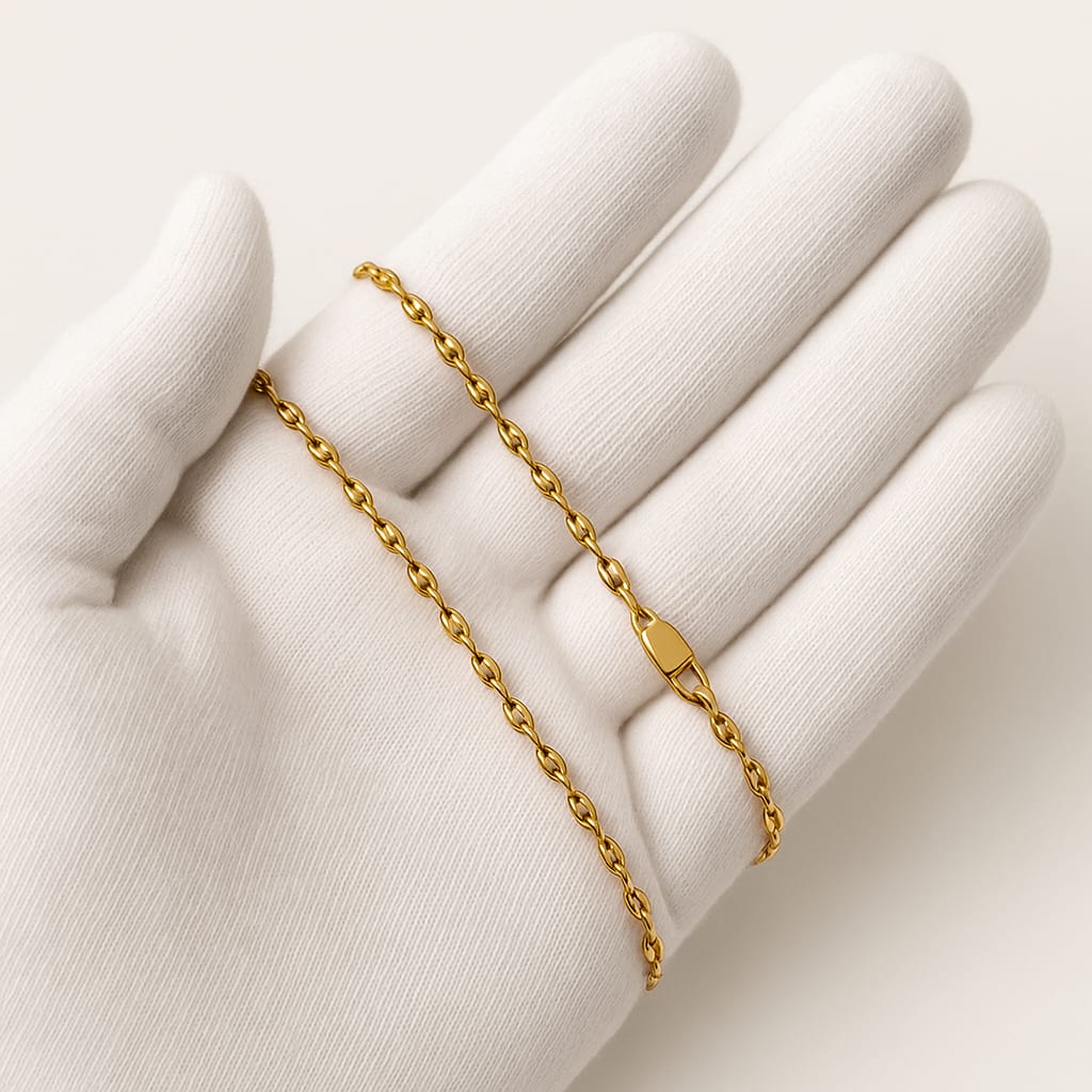Detail of lobster clasp on 14K Yellow Gold Chain
