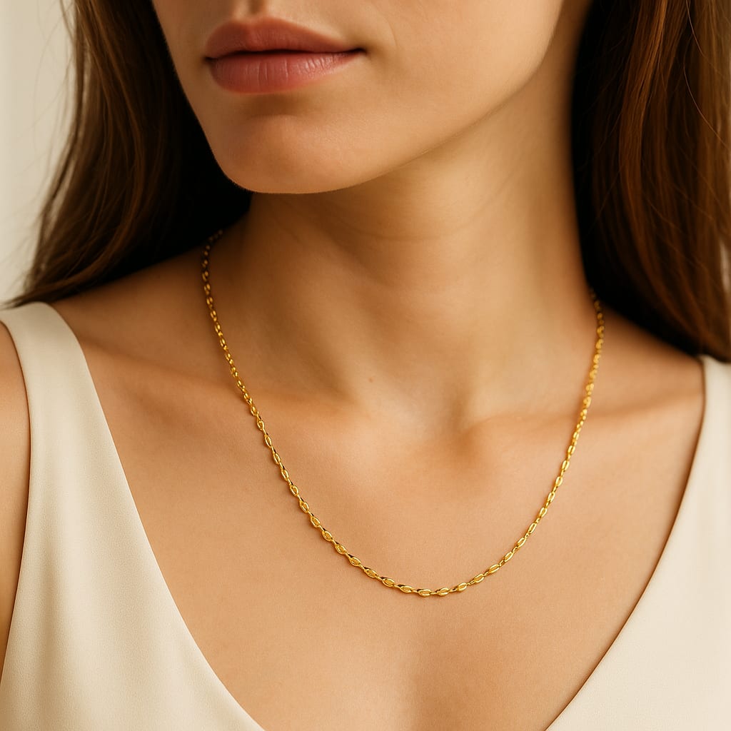 Model wearing the 14K Yellow Gold Diamond Cut Chain