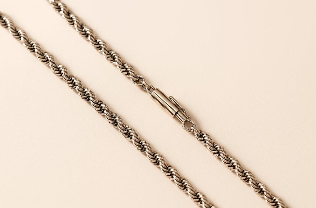 Discover the Elegance of Our 14K White Gold Rope Chain