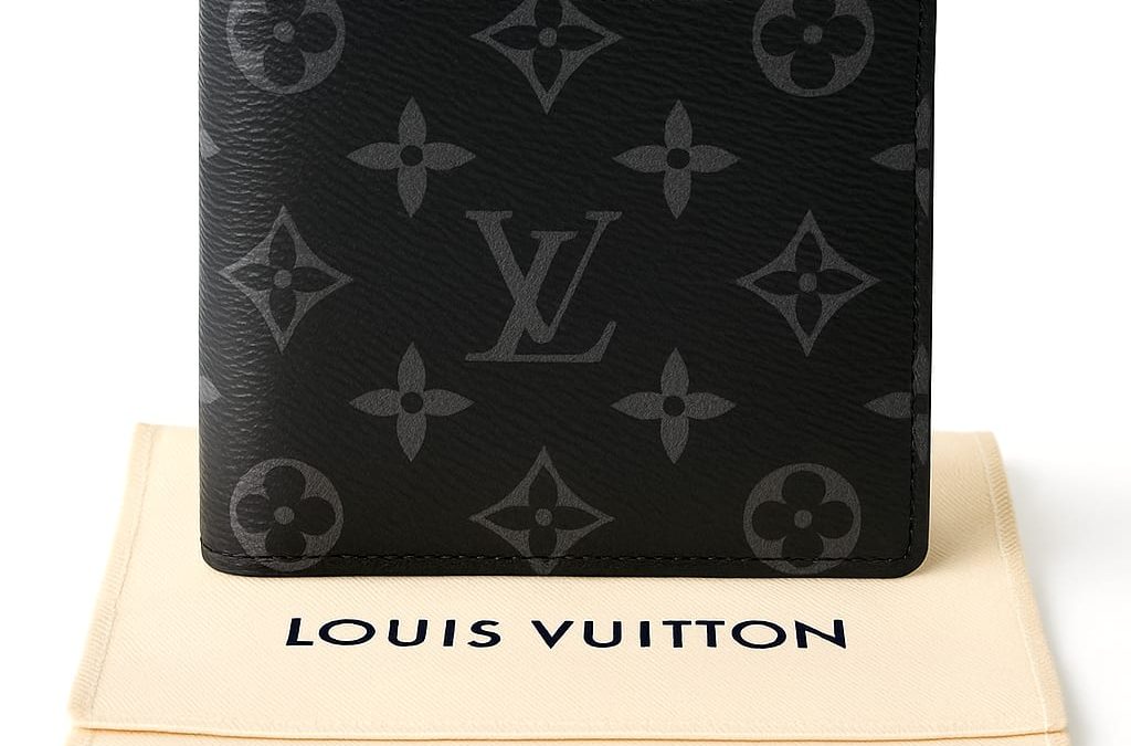 Discover the Louis Vuitton Slender Wallet in Monogram Eclipse