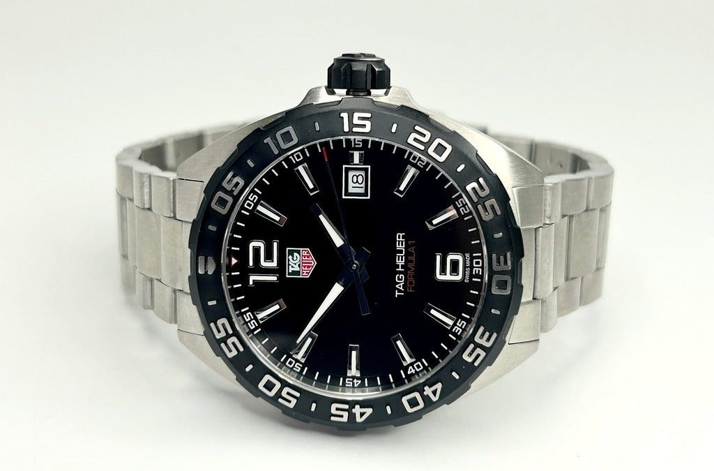 Tag Heuer Formula 1 Men’s Watch: A Blend of Style and Precision