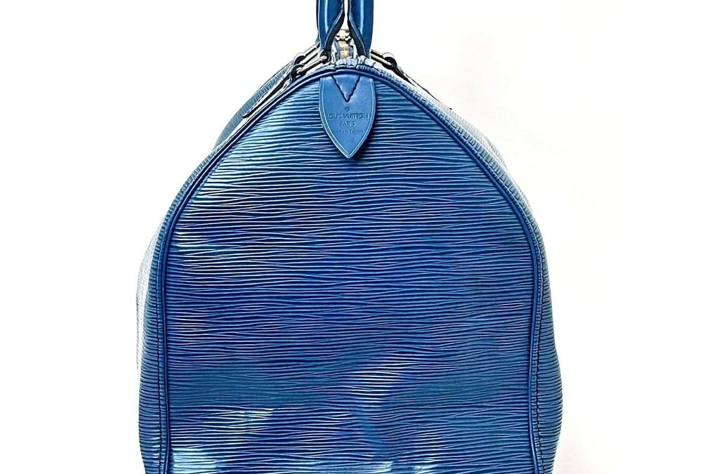 Discover the Louis Vuitton Epi Speedy 40 in Toledo Blue