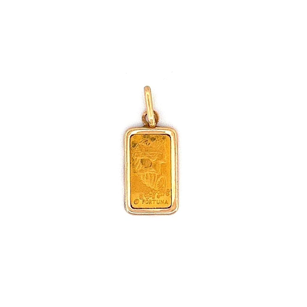 Fortuna gold bar pendant front view