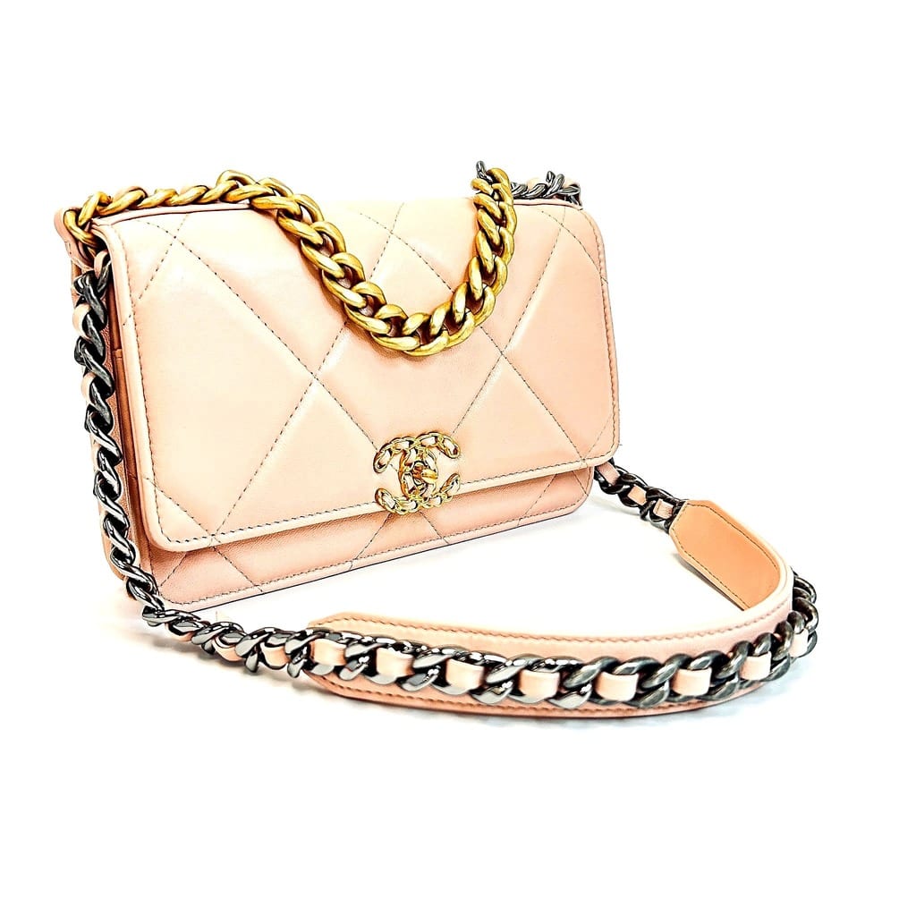 Chanel 19 WOC with mixed metal chain strap