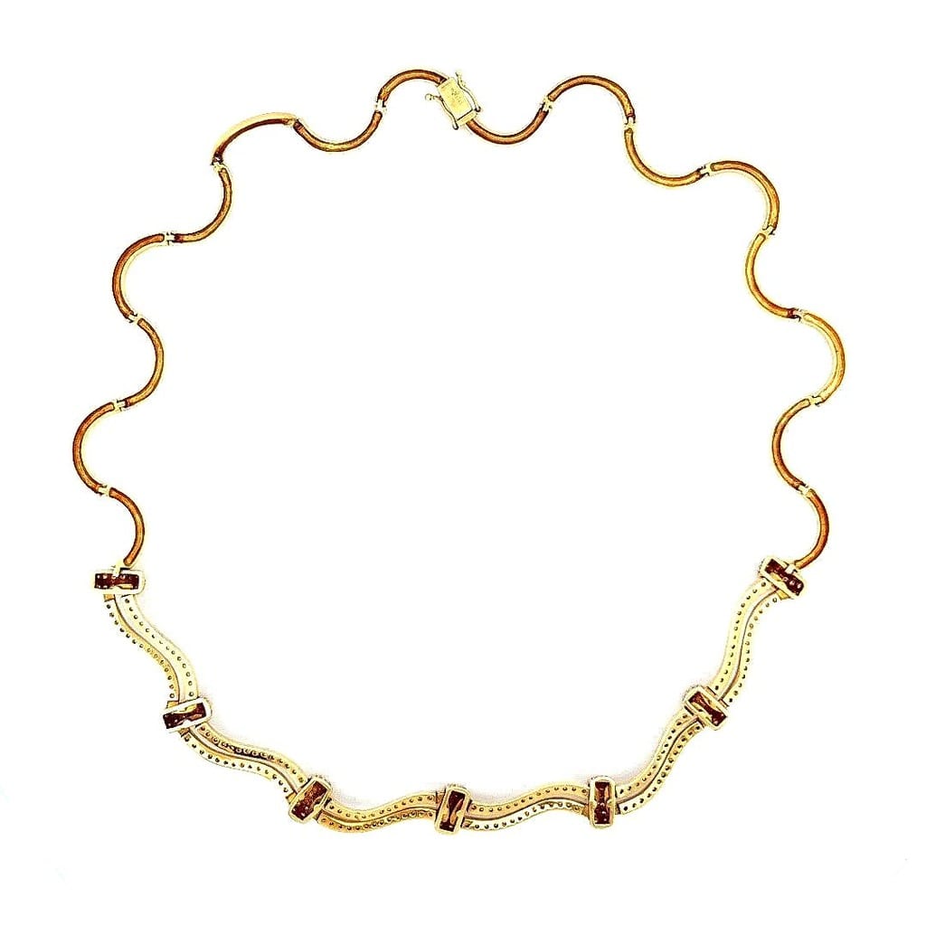 18K Yellow Gold Diamond Necklace Lifestyle Shot