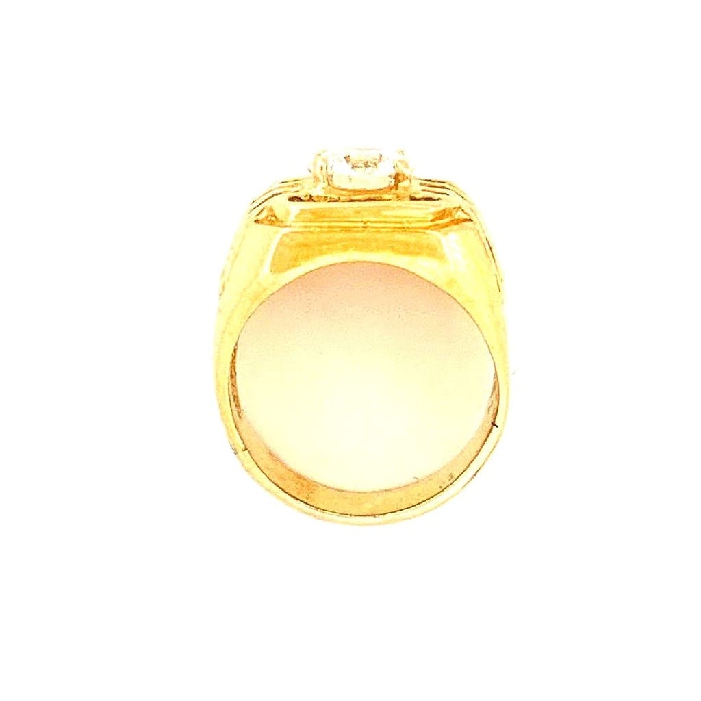 18K gold band with diamonds