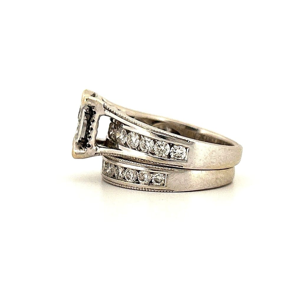 Wedding set in display case