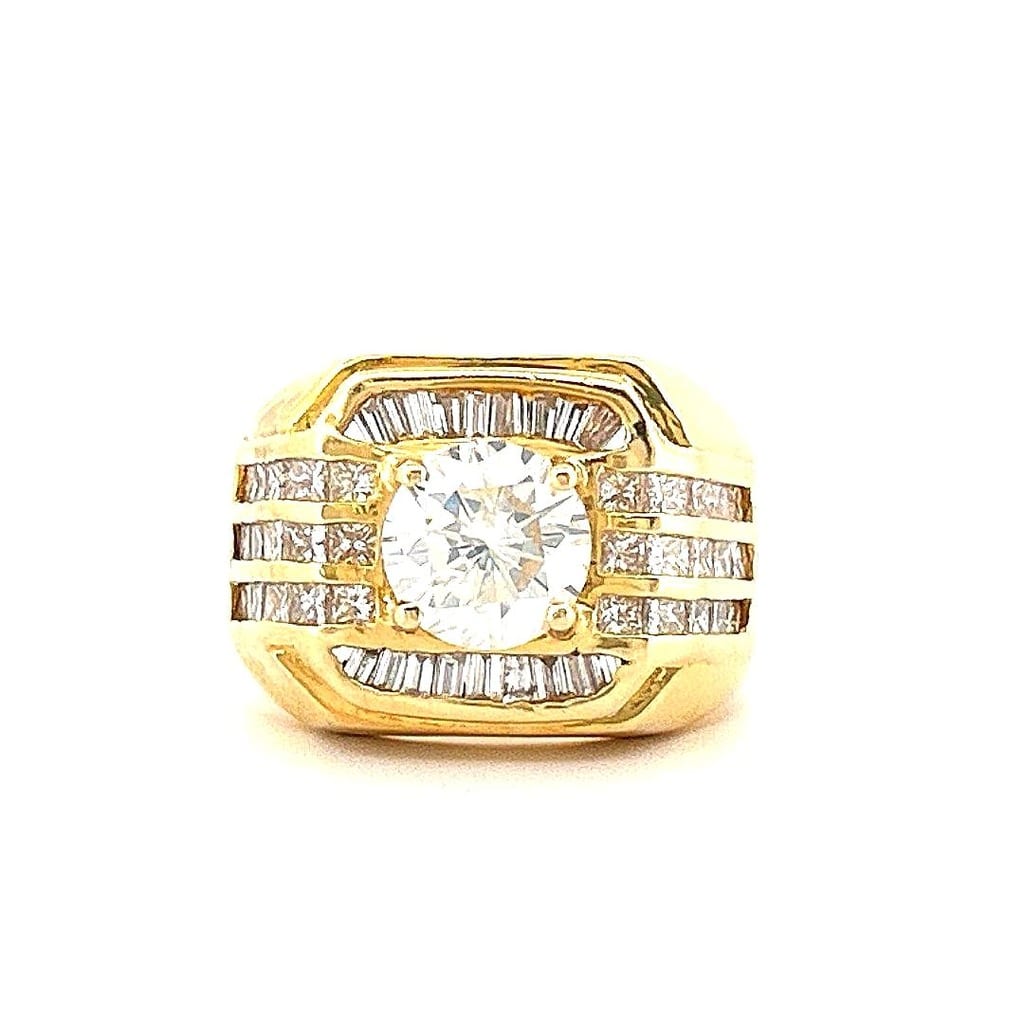 Full ring view of men's diamond ring