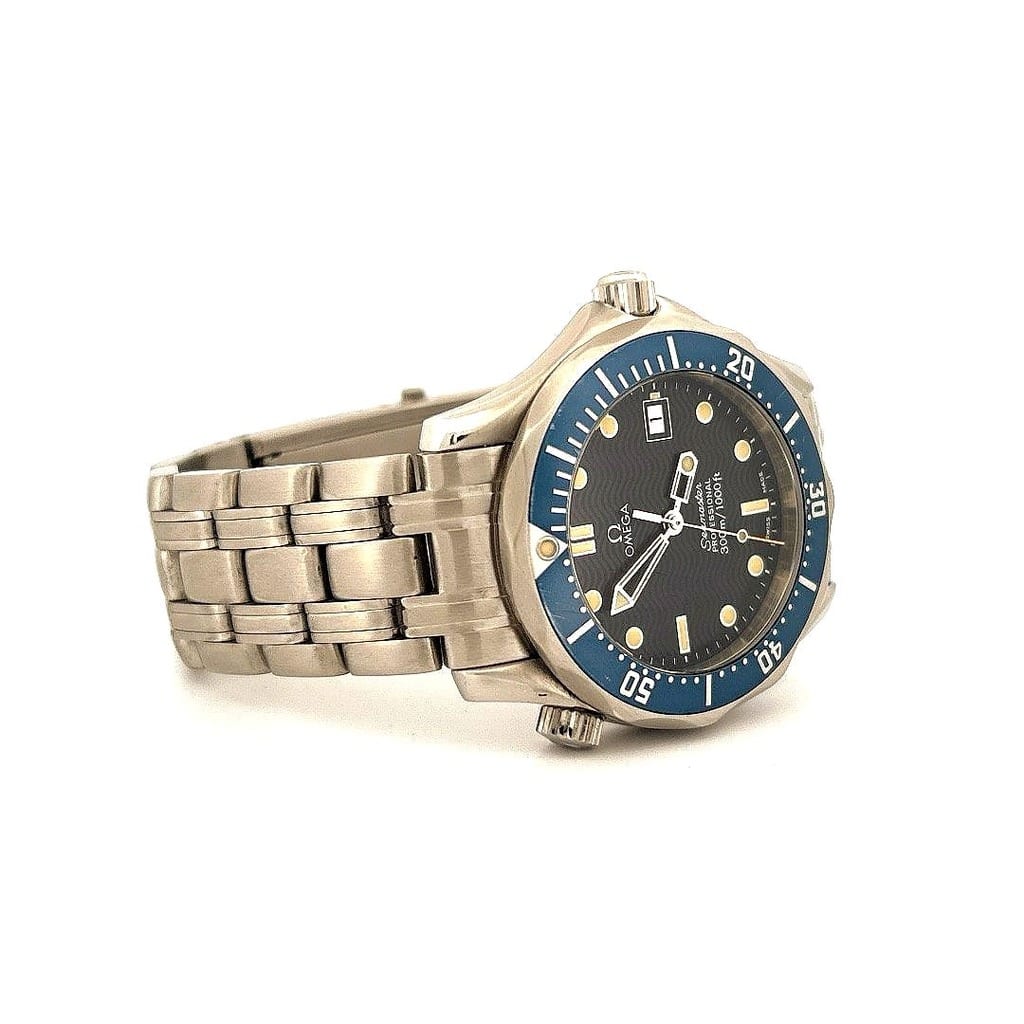 Omega Seamaster Diver 300 M side view