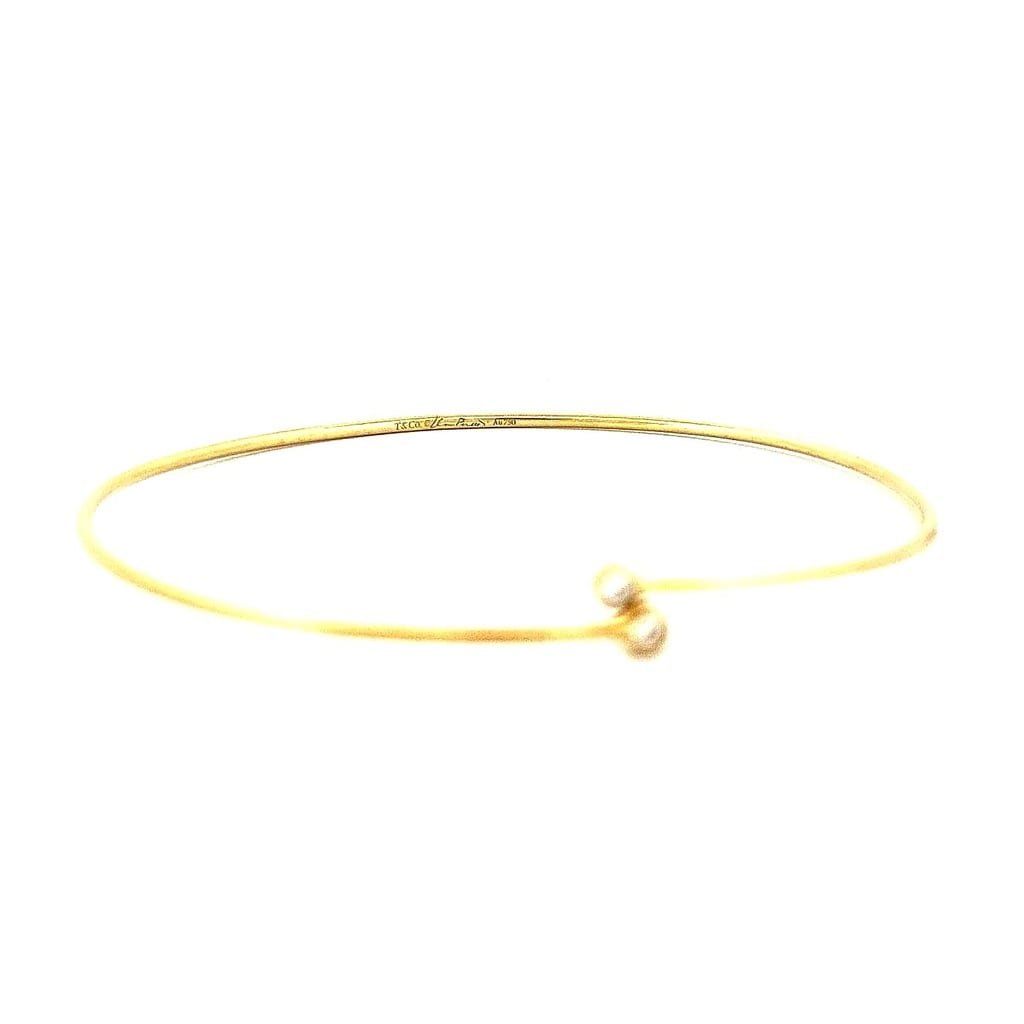 Detailed view of the diamond setting on the Tiffany bangle