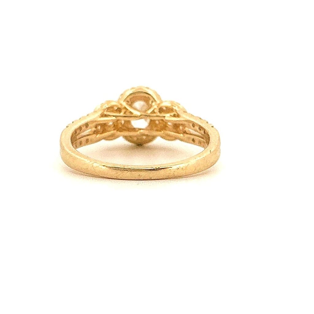 Side view of the ring showcasing the split shank design