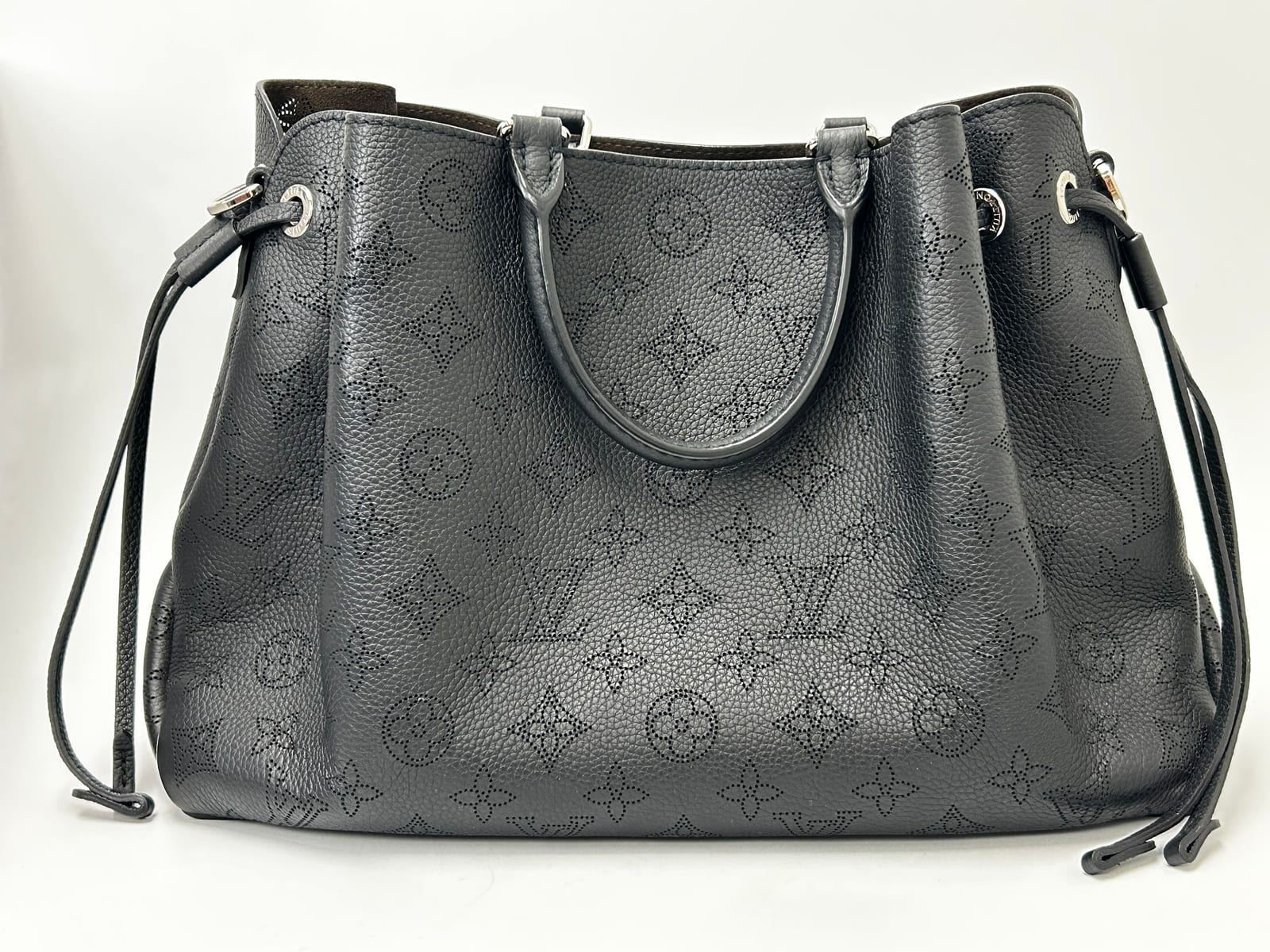 Louis Vuitton Mahina Bella silver-tone hardware