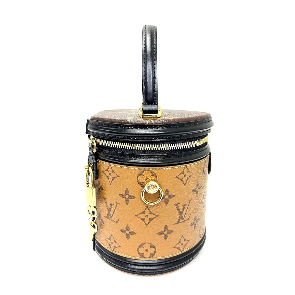 Interior and hardware of the Cannes Bag